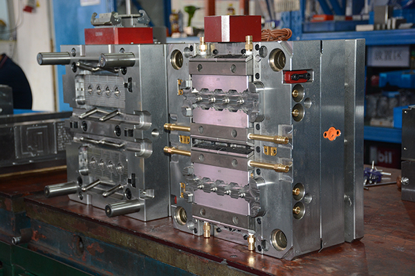 深圳模具制造廠(chǎng) 深圳模具制造廠(chǎng)