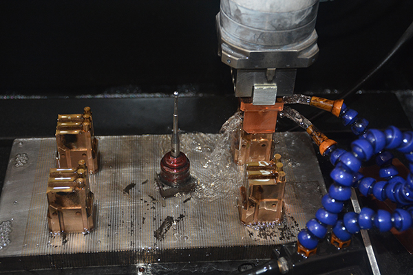 塑料模具設計與制造廠家 塑料模具設計與制造廠家