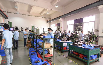 深圳塑料模具公司最常見的模具加工方法有哪些？