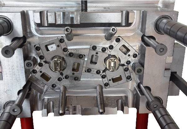 精密注塑模具生產(chǎn)廠家 精密注塑模具生產(chǎn)廠家